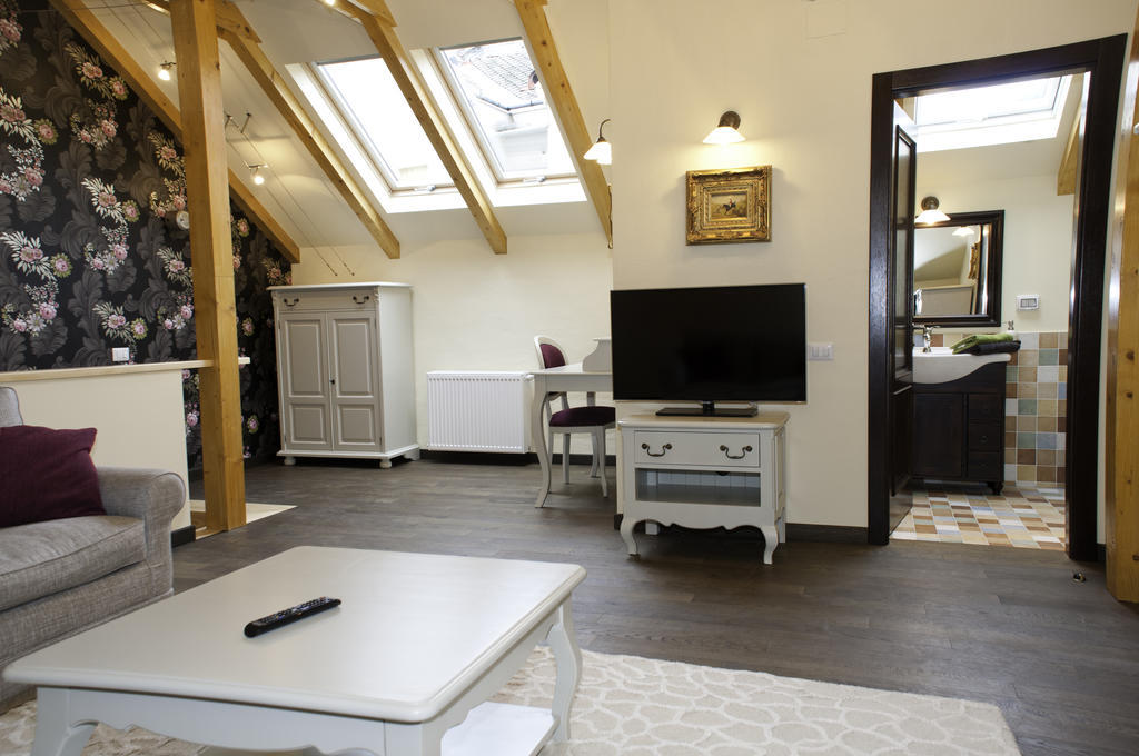 Arina Apartments Brasov Luaran gambar